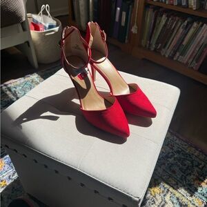 Thalia Sodi Vibrant Red Heels